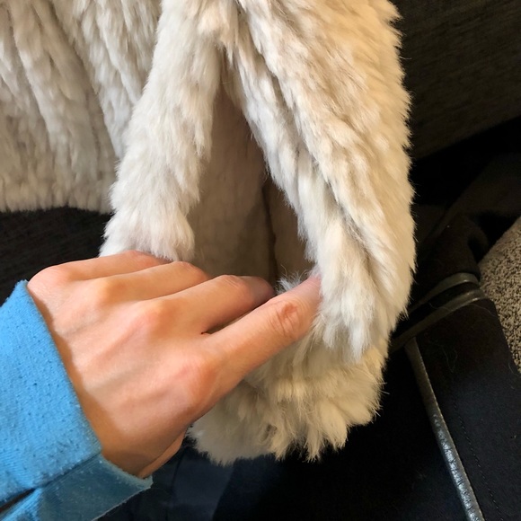 June Real Fur Vest Size S - Picture 5 of 5